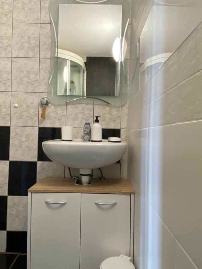 Apartman Tia Rijeka Ngoại thất bức ảnh